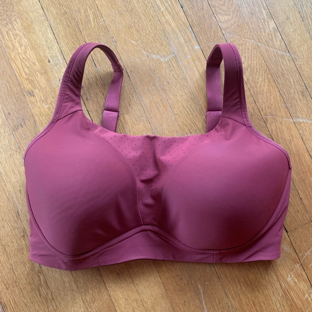 Lululemon Run Times High Support Bra 34DD EUC Burgundy